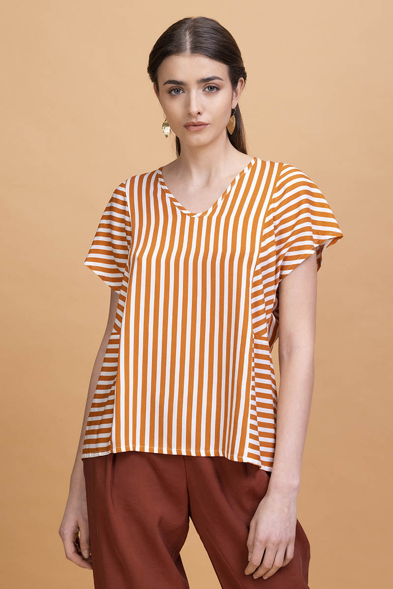 Top_SOTTORIVA_RIGHEARANCIOSUBIANCO_ETOP26SS04_1_1